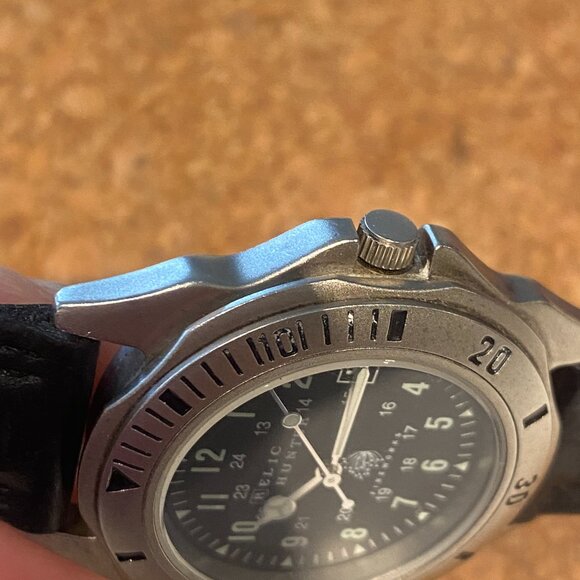 Vintage roots Relic Hunter TV show Memorabilia Field Watch Preowned - Picture 8 of 10